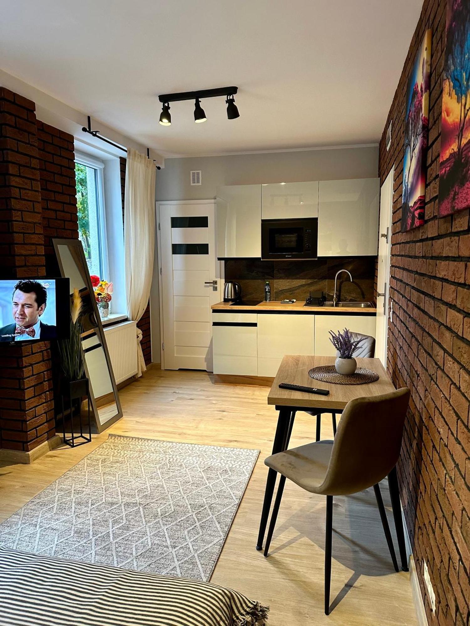 Apartamenty 1 Maja 94 Κατοβίτσε Εξωτερικό φωτογραφία