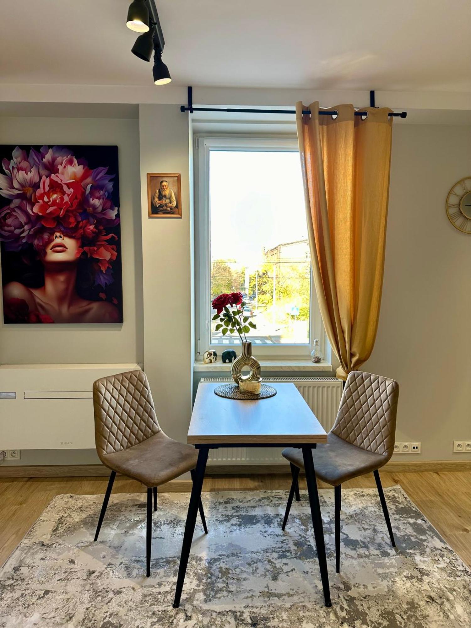 Apartamenty 1 Maja 94 Κατοβίτσε Εξωτερικό φωτογραφία